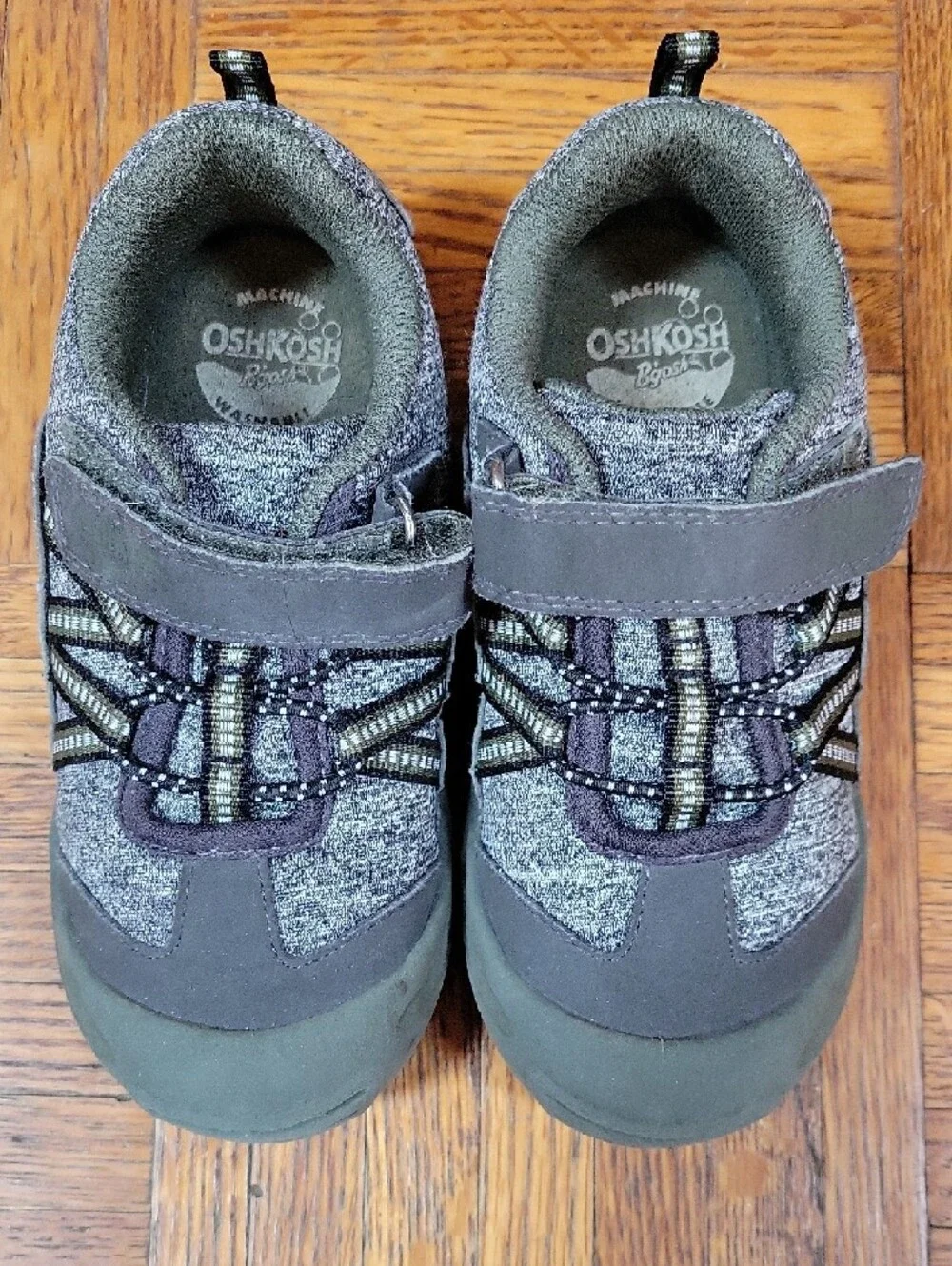 OshKosh B'Gosh Washable Shoes Size 10 M Green & Gray